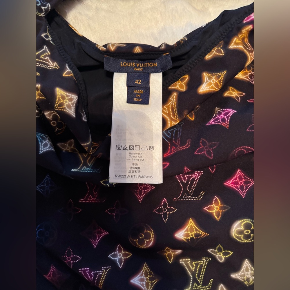Louis Vuitton Neon Mahina Monogram One-piece Swimsuit - Picture 5 of 11